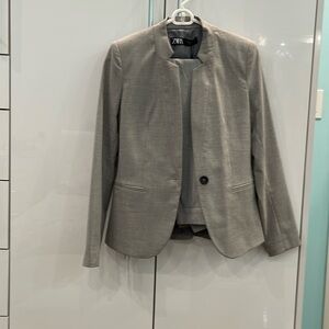 Zara Light Grey Suit